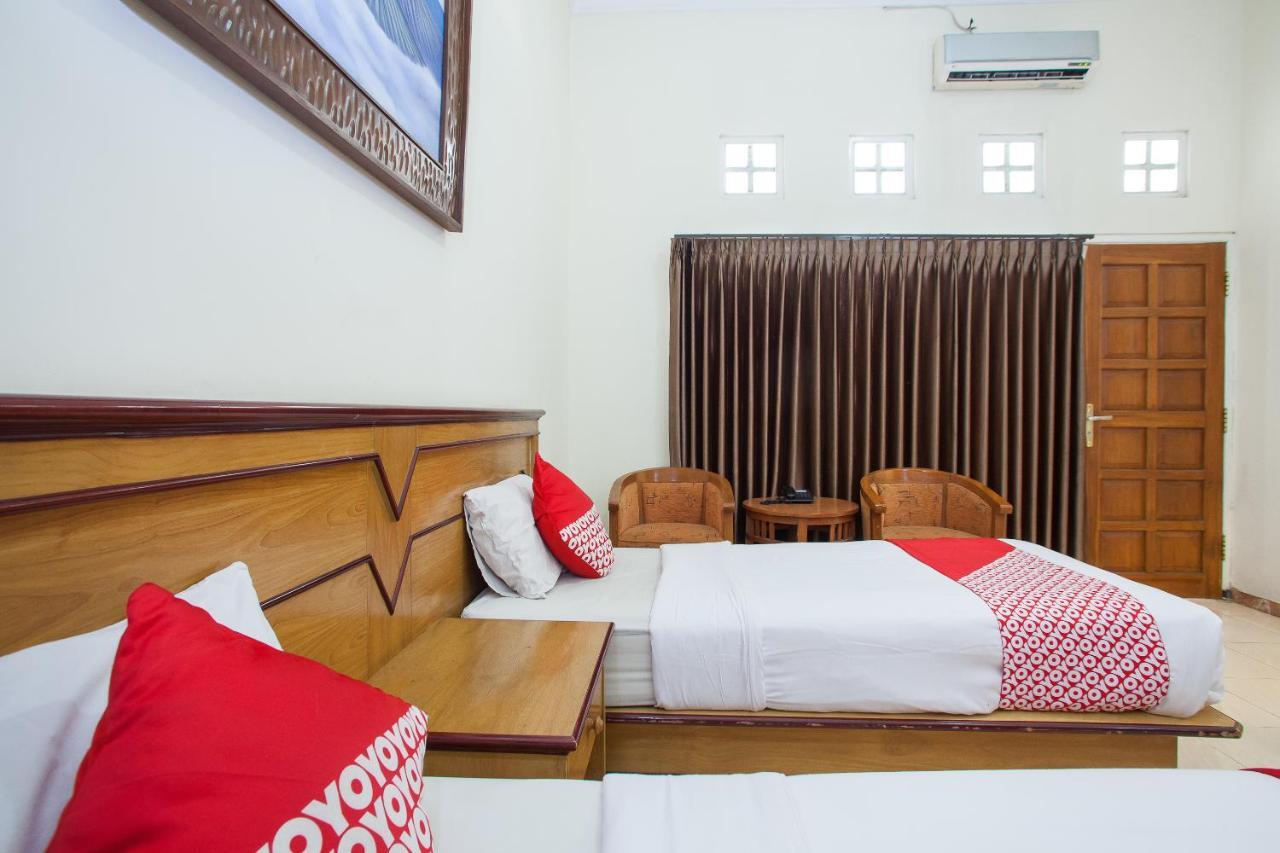 Bromo View Hotel Probolinggo Esterno foto