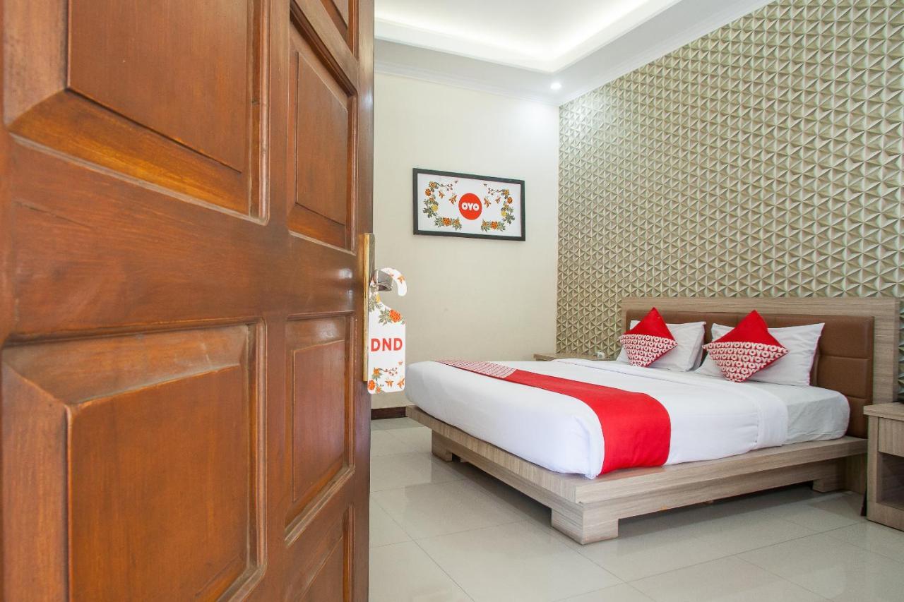 Bromo View Hotel Probolinggo Esterno foto